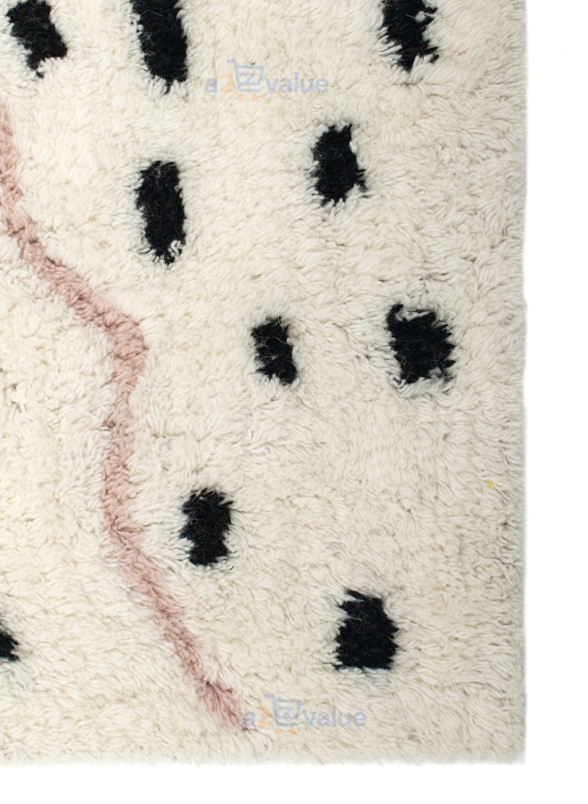 Hand-Tufted Berber-Style Tribal Area Rug with Geometric Diamond Motif - Image 5