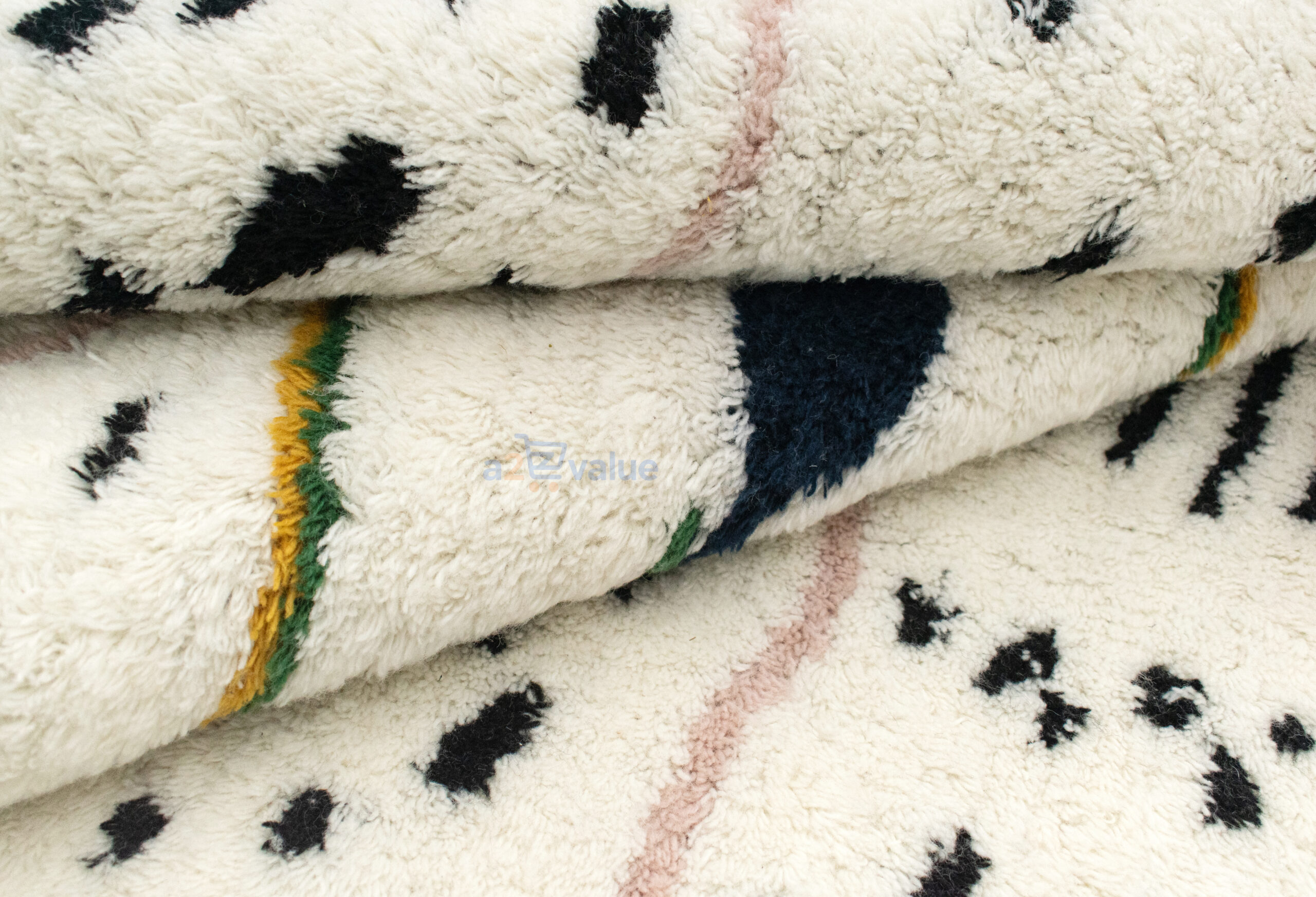 Hand-Tufted Berber-Style Tribal Area Rug with Geometric Diamond Motif - Image 7